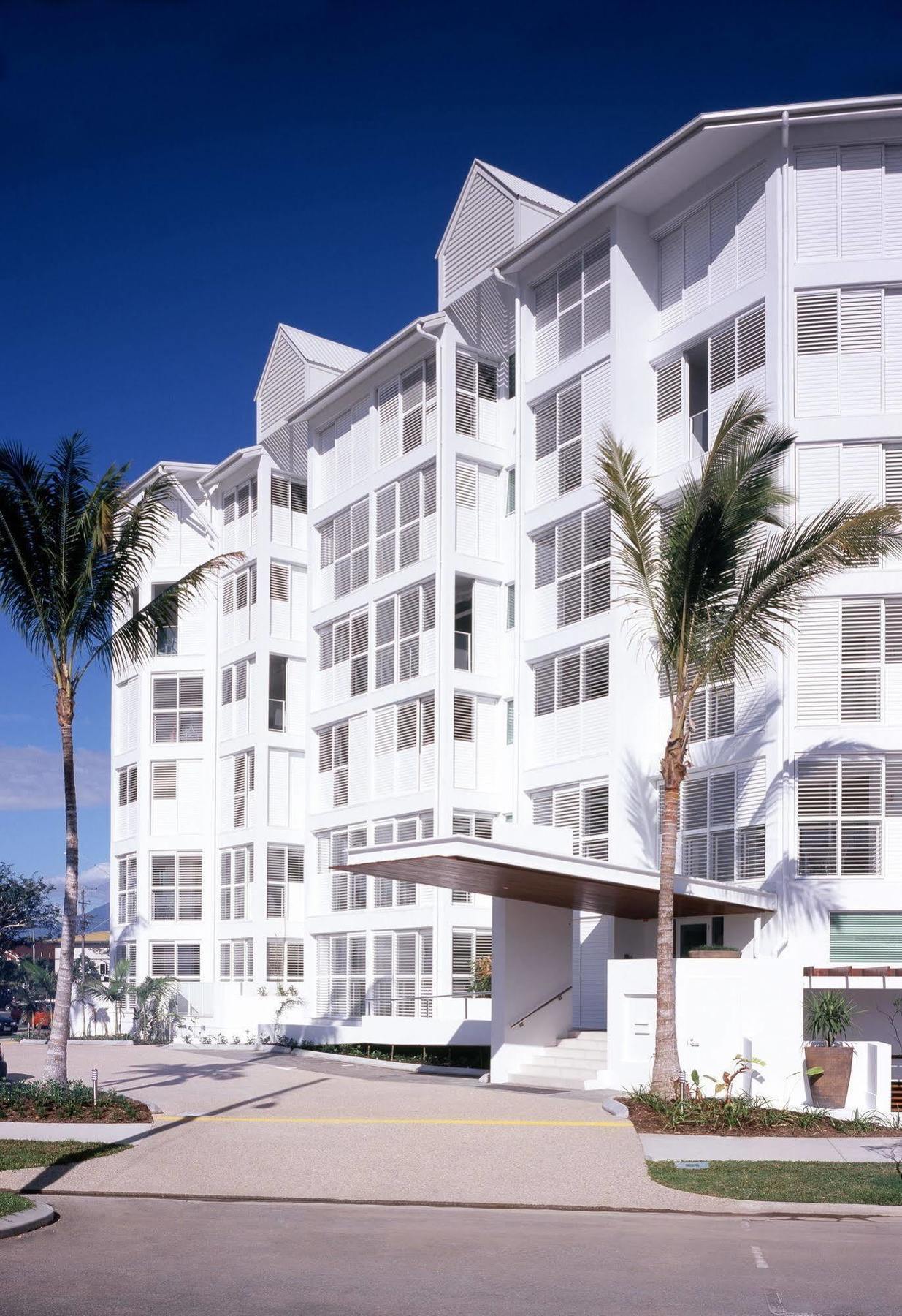 201 Lake Street Hotel Cairns Exterior foto